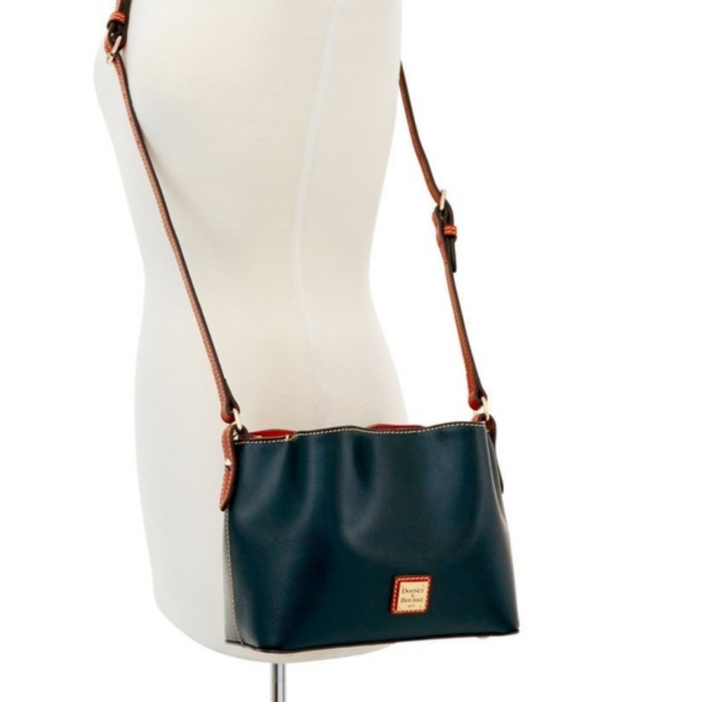 NWT Dooney & Bourke Mini Barlow Crossbody Purse - Picture 2 of 6